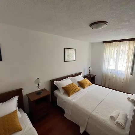 Old Town By Ivo 公寓