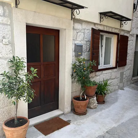 Old Town By Ivo 公寓