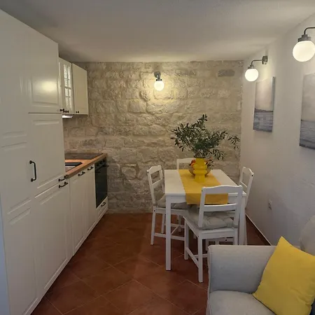 Daire Old Town By Ivo