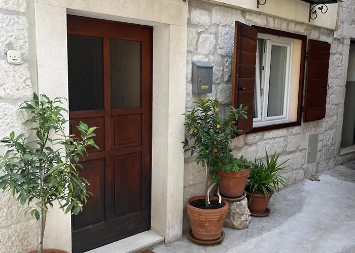 Old Town By Ivo Daire