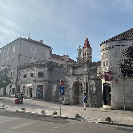 Old Town By Ivo Apartman