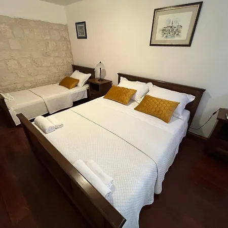 Old Town By Ivo Apartman *