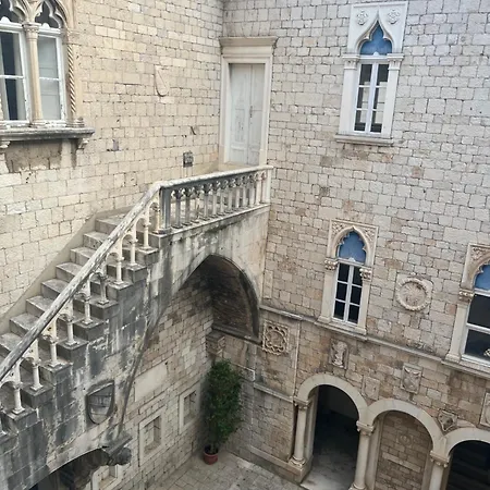 Lägenhet Old Town By Ivo Trogir
